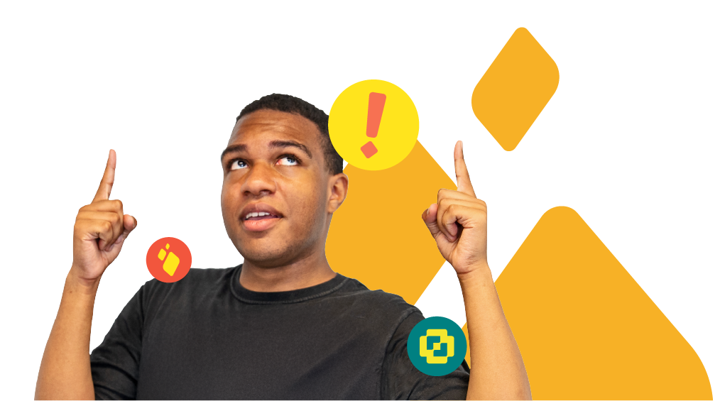 Foto de jovem negro apontando para cima